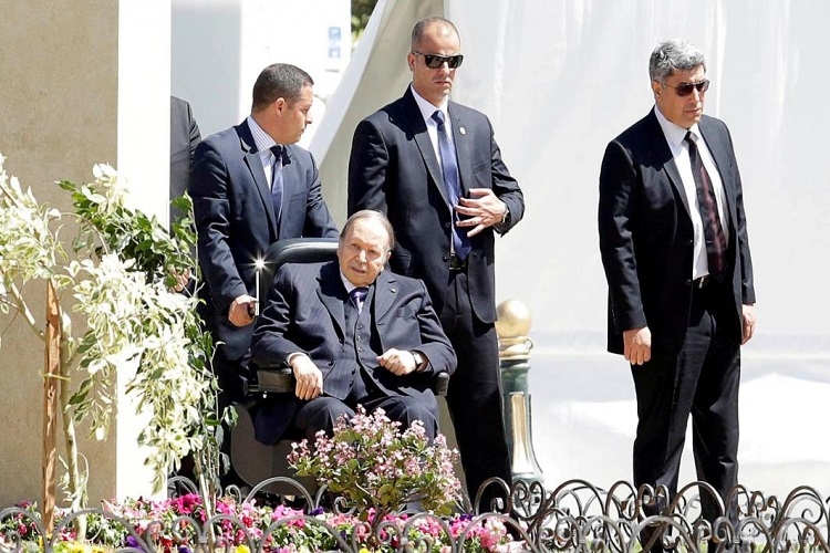 Algérie : Pour Bouteflika, c'était le mandat de trop !	
