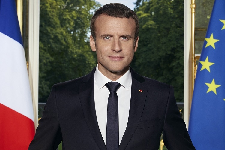 Emmanuel Macron candidat à sa propre succession 	
